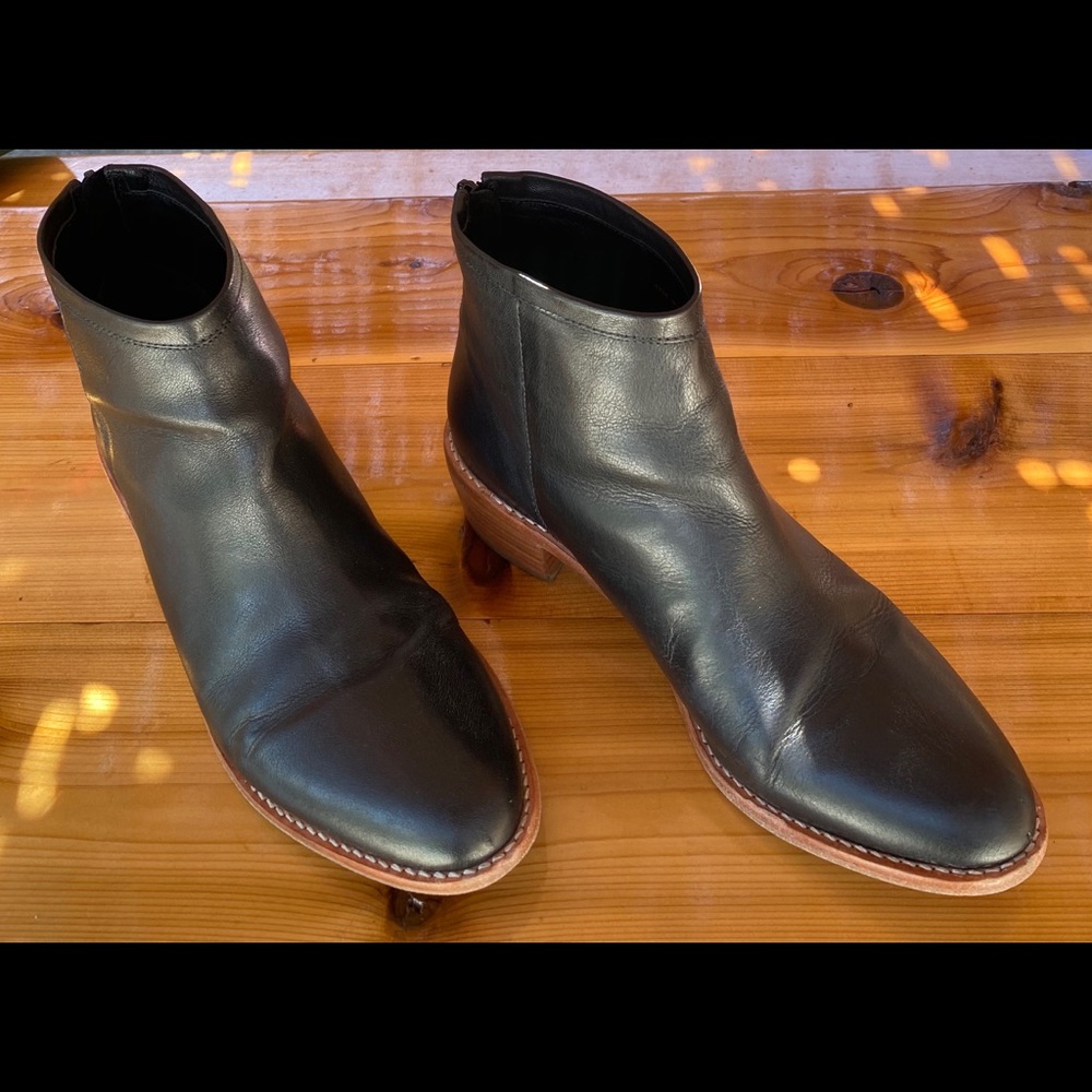 **CLOSET CLEAR OUT** Loeffler Randall Booties